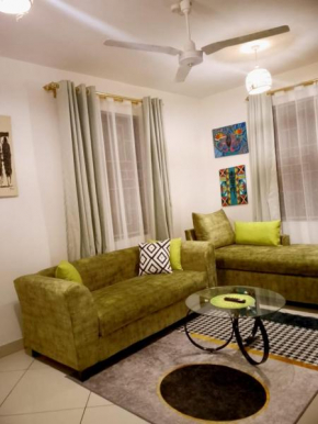 Nyali's Kijani house with BALCONY AND HOT SHOWER